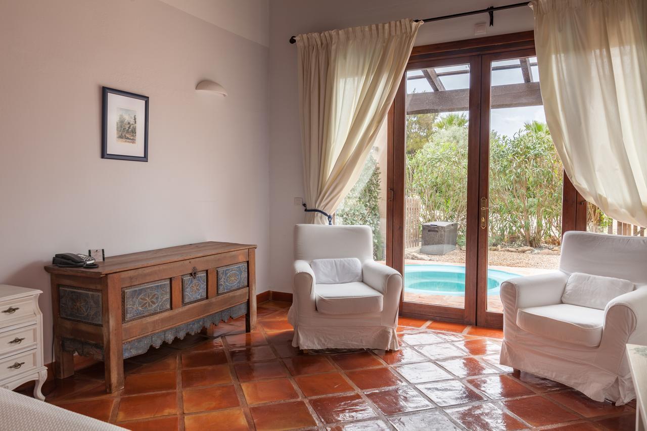 Hotel Es Lloquet (Adults Only) Campos  Bagian luar foto